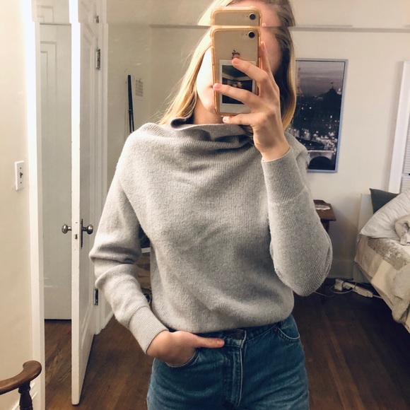 aritzia wool sweater!! - Picture 2 of 4